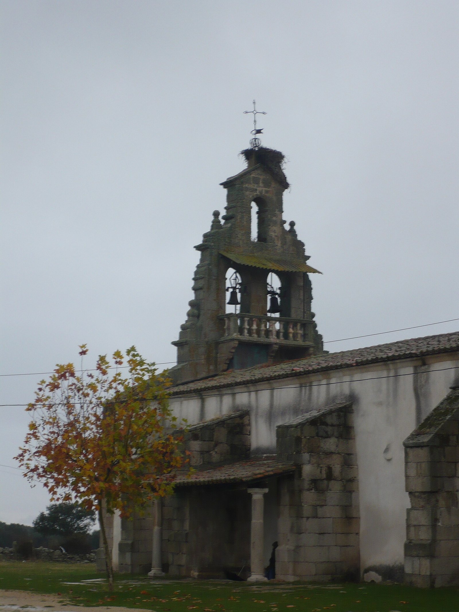 Espadaña de la ermita de Nuestra Señora de Gracia, junto al inicio del Camino Natural del Paisaje Agrario Sayagués